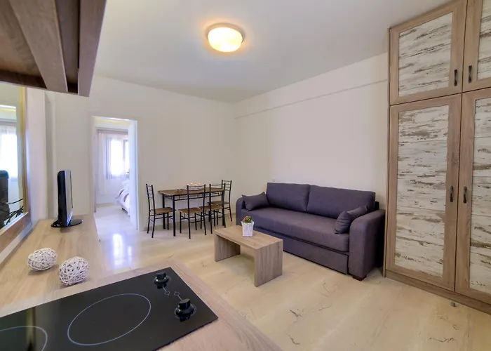 Lägenhetshotell Ifestos Fira (Santorini)