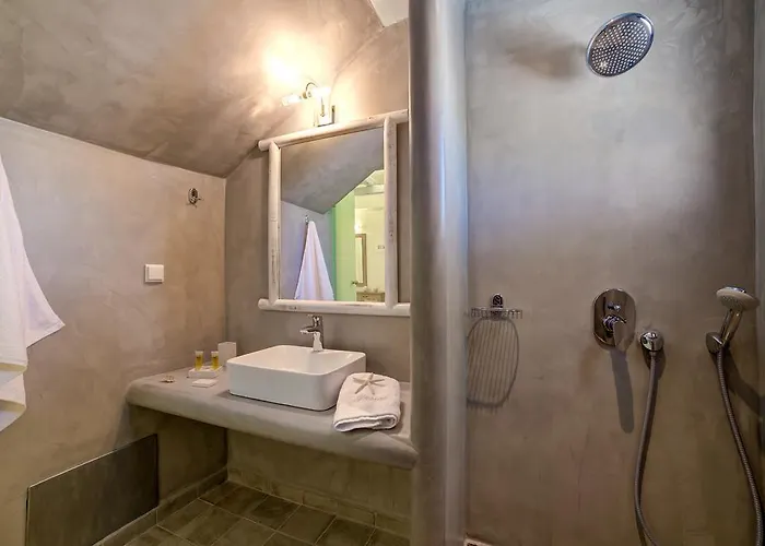 Ifestos Apartmanhotel 4*