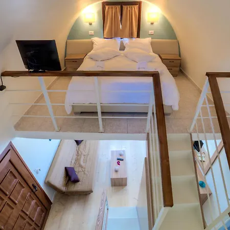 Aparthotel Ifestos 3*