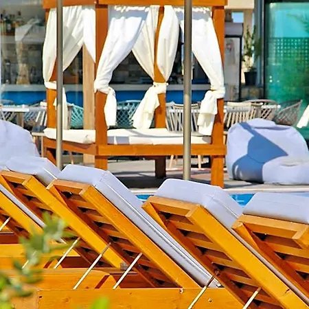Ifestos Aparthotel 4*