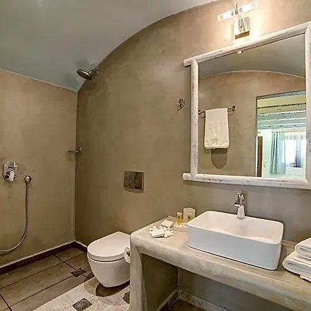 Ifestos Aparthotel
