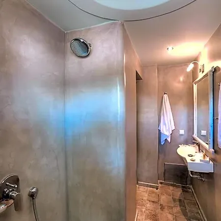 Ifestos Aparthotel 4*