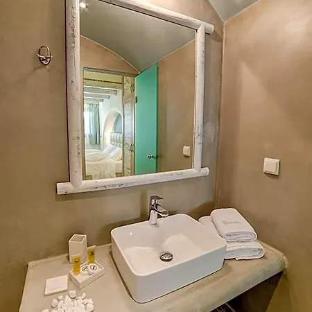 Aparthotel Ifestos
