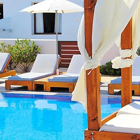 Ifestos Aparthotel Fira (Santorini)