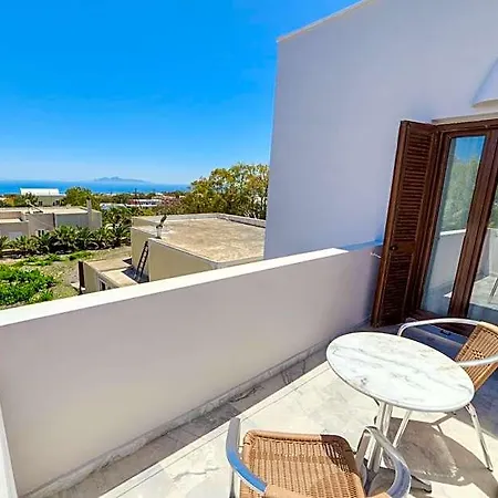 Ifestos Aparthotel Firá
