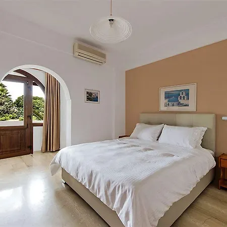 Aparthotel Ifestos