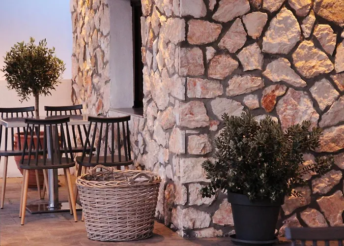 Ifestos Ξενοδοχείο με διαμερίσματα 4*