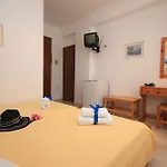 Ifestos Firá