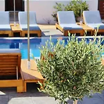 Aparthotel Ifestos