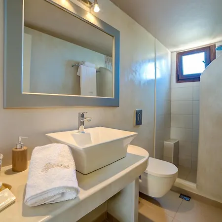 Ifestos Aparthotel Fira (Santorini)