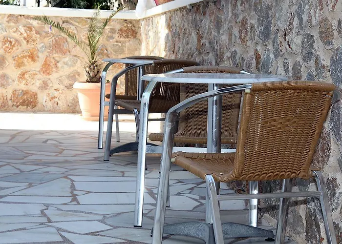 Hotel apartamentowy Ifestos Fira (Santorini)