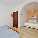 Apart Otel Ifestos 4*